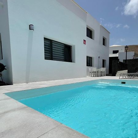 Villa Vulcano Uga Buitenkant foto