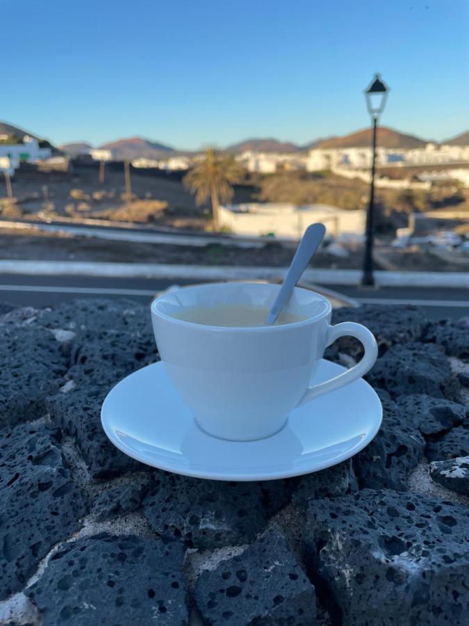 Villa Vulcano Uga Buitenkant foto