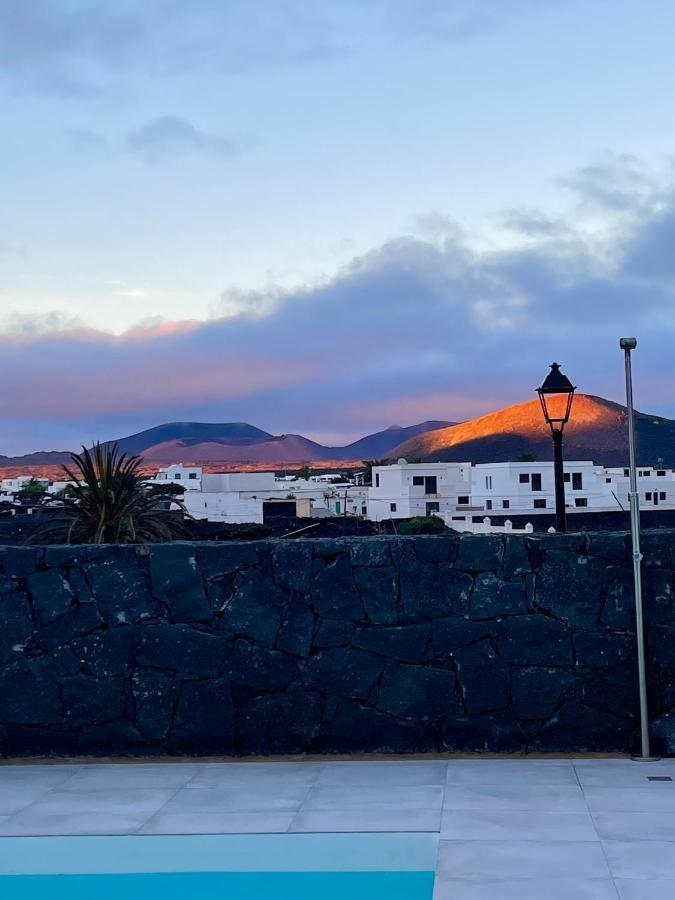 Villa Vulcano Uga Buitenkant foto